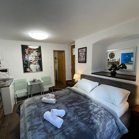 Tequila Apartments (Adults Only) Zadar Buitenkant foto