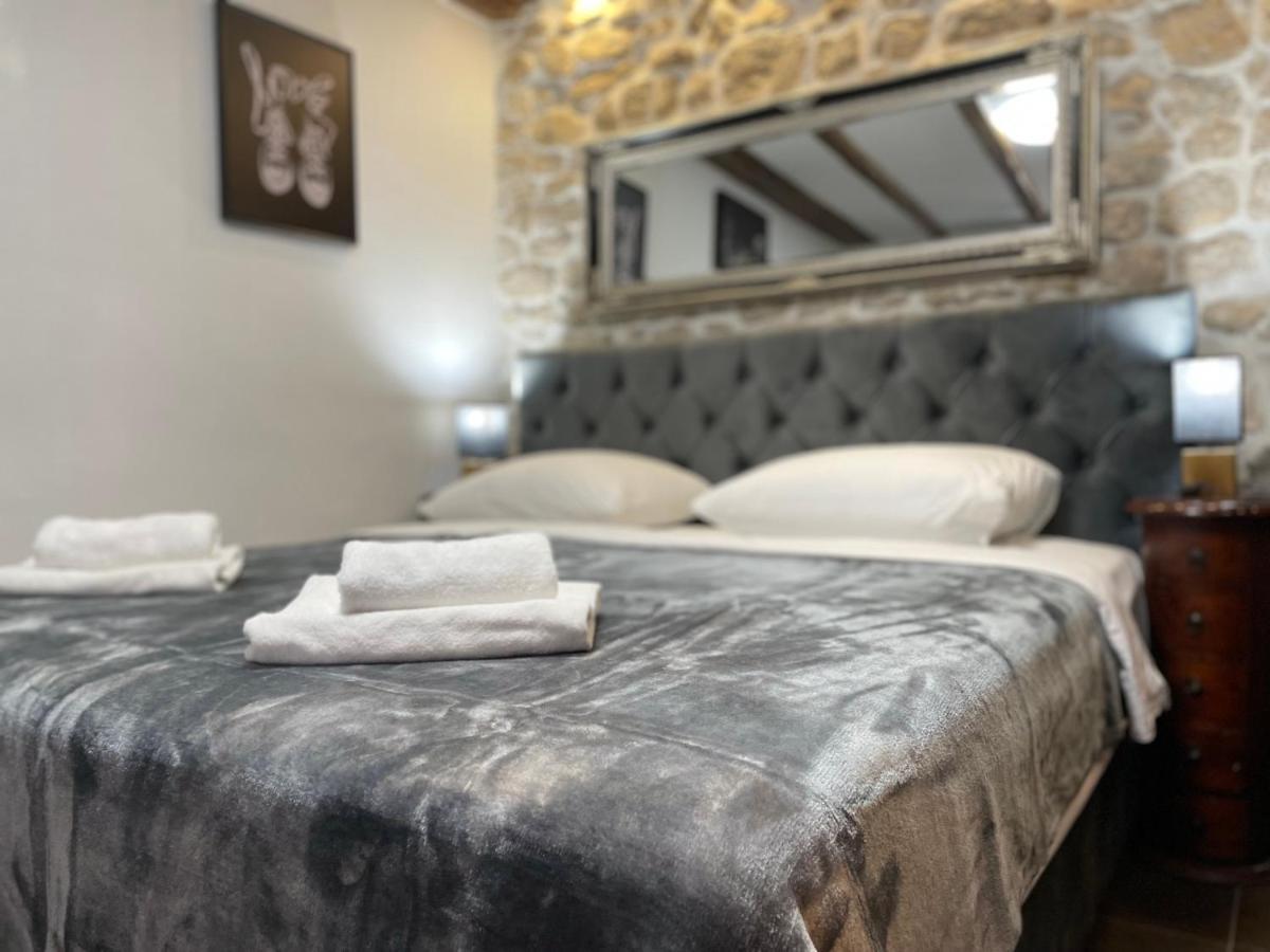 Tequila Apartments (Adults Only) Zadar Buitenkant foto