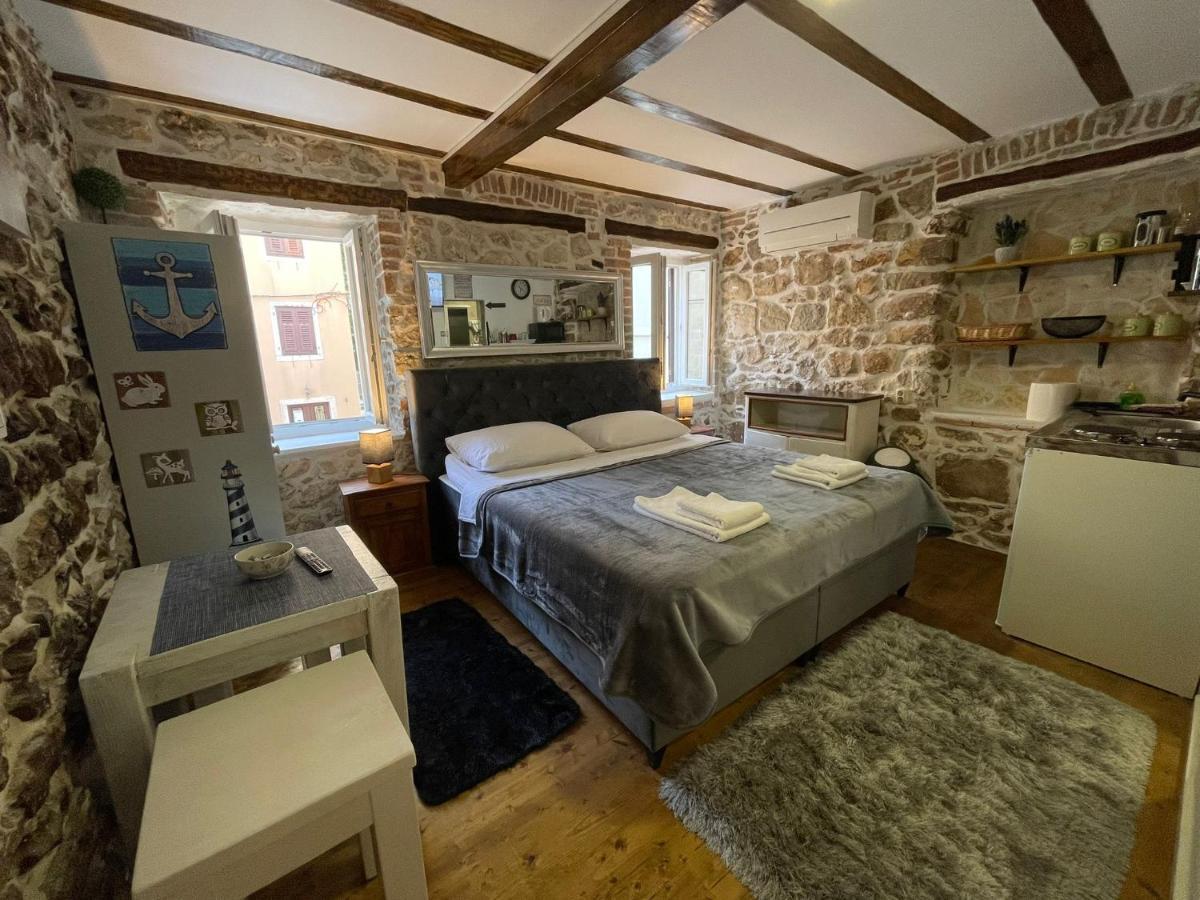 Tequila Apartments (Adults Only) Zadar Buitenkant foto