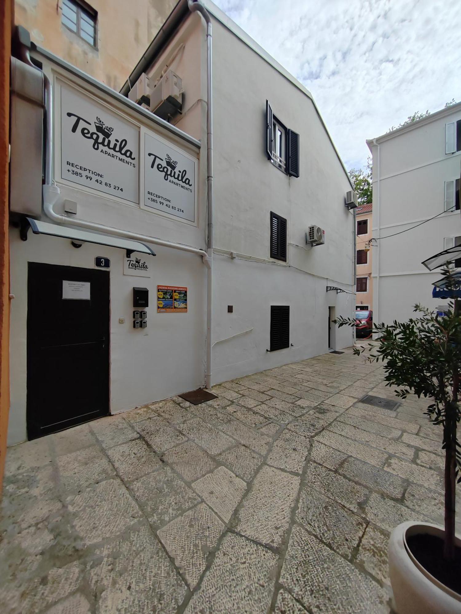Tequila Apartments (Adults Only) Zadar Buitenkant foto